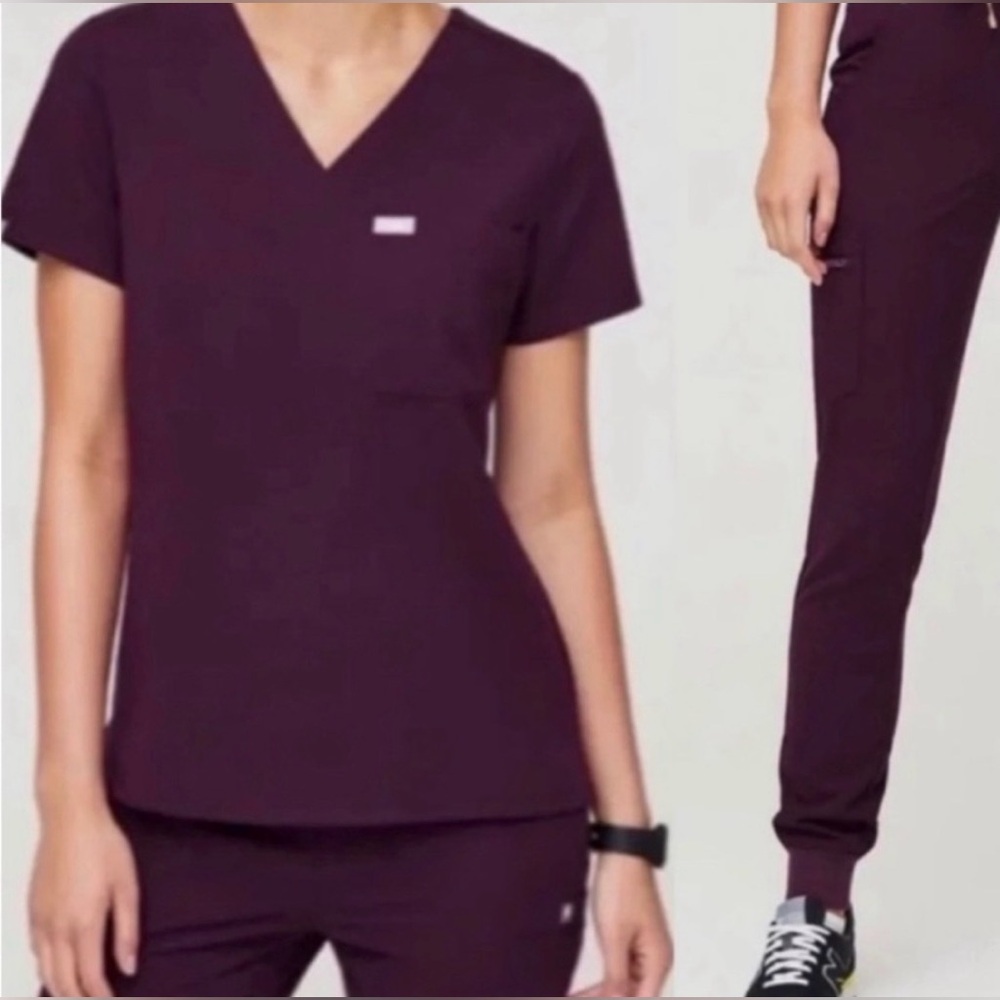 NWOT FIGS Deep Purple LE Catarina SMALL Zamora MEDIUM